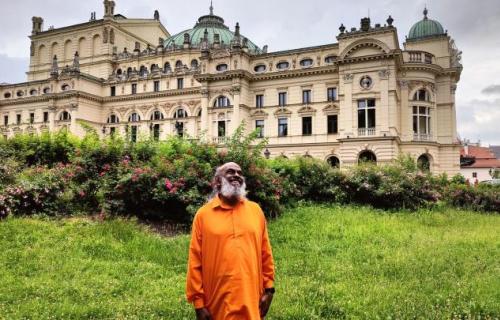 Swami Maheshvaranand in Krakow
