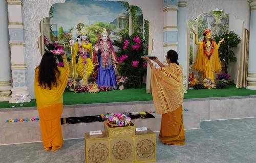 Rameshwari Didi Visit 2024 - Arti Radha Krishna 